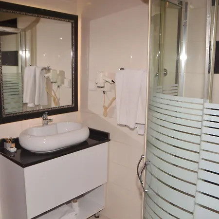 Asrin Business Kizilay Hotel 4*